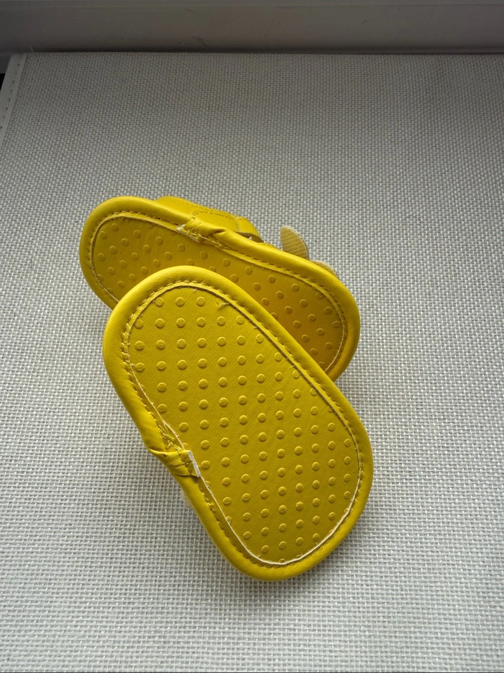 Gold Glitter Mary Jane & Yellow Bee Sandal Pair for babies Size 0-9 months NWOT